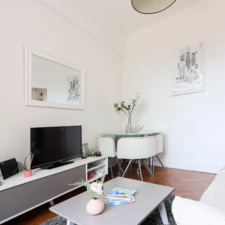 Les Terrasses De L'escurial By Interhome